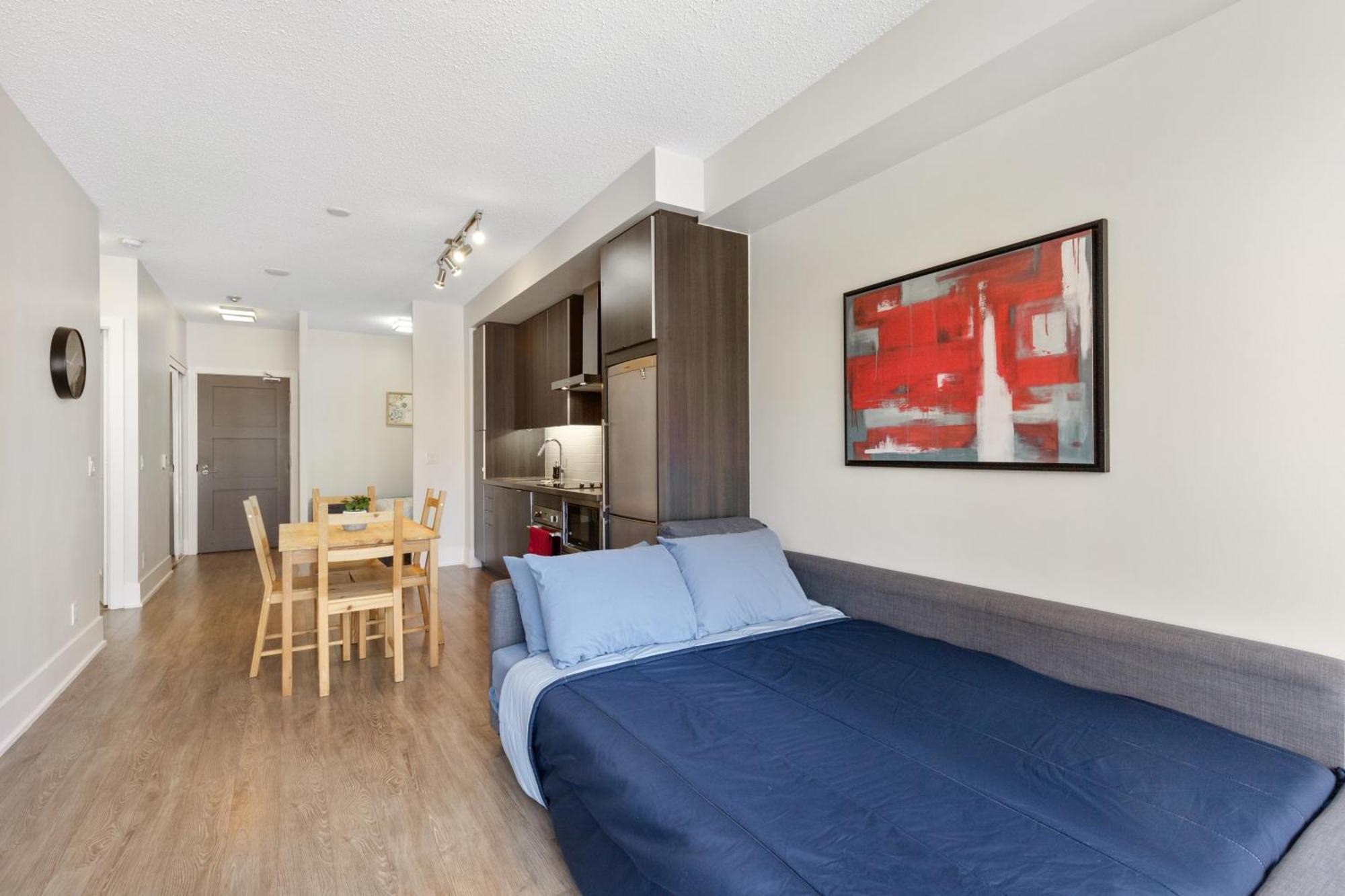 2Bedroom Cn Tower And Water Views - Free Parking - Rooftop Pool Toronto Exterior foto