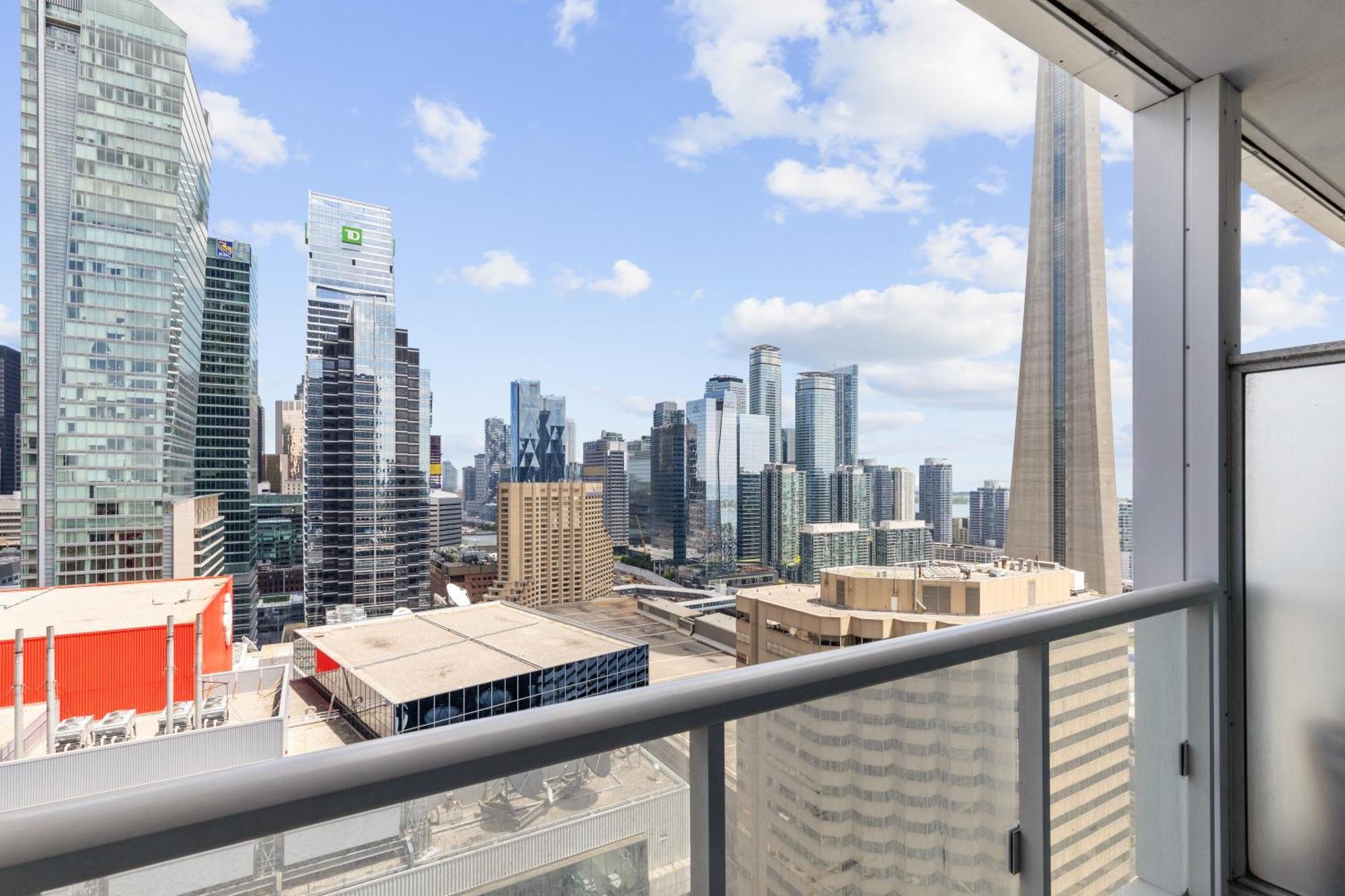 2Bedroom Cn Tower And Water Views - Free Parking - Rooftop Pool Toronto Exterior foto